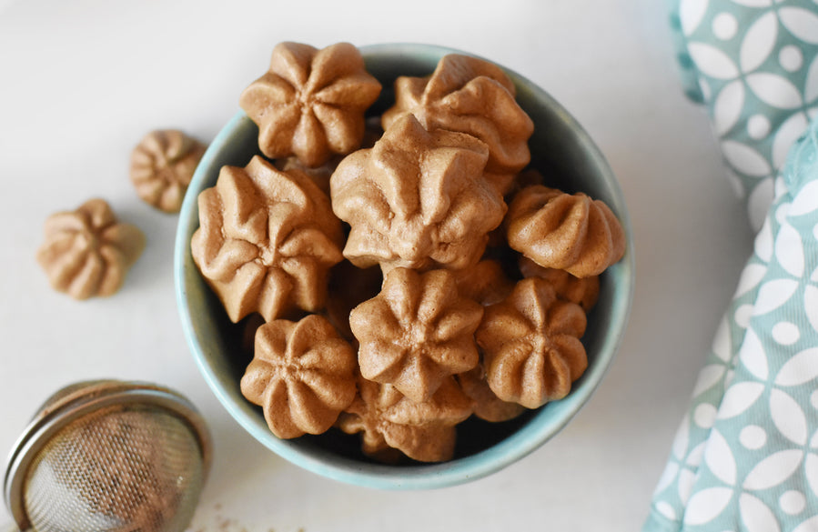 Cocoa Meringues