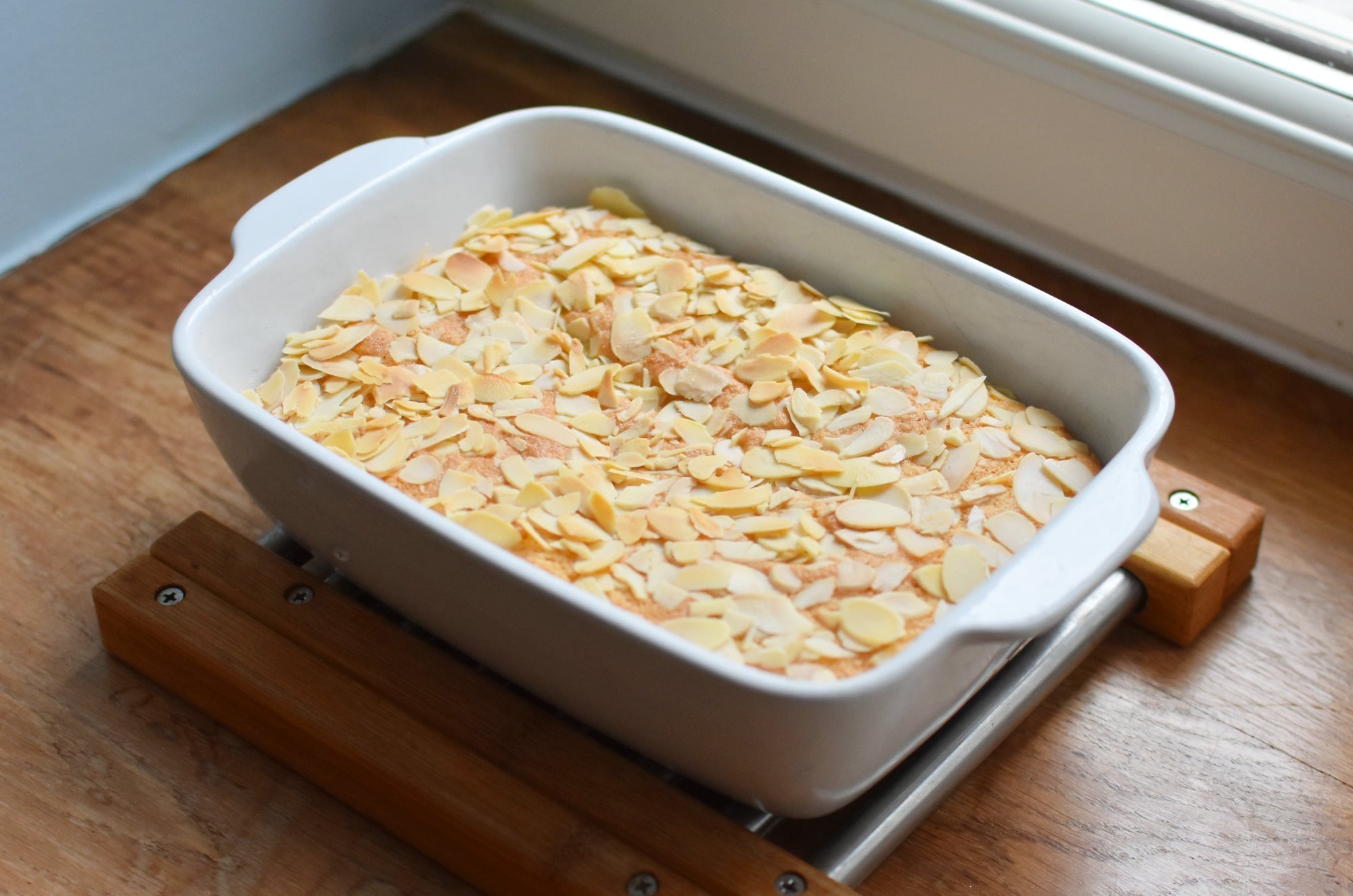 Gluten Free Almond Cake